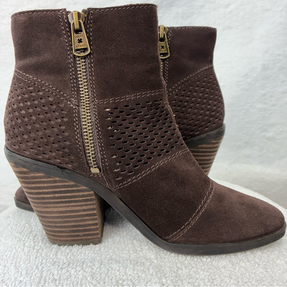 Lucky Brand Boho Perforated Leather Suede Booties Brown Stacked Heel Ankle Boots - Picture 5 of 10